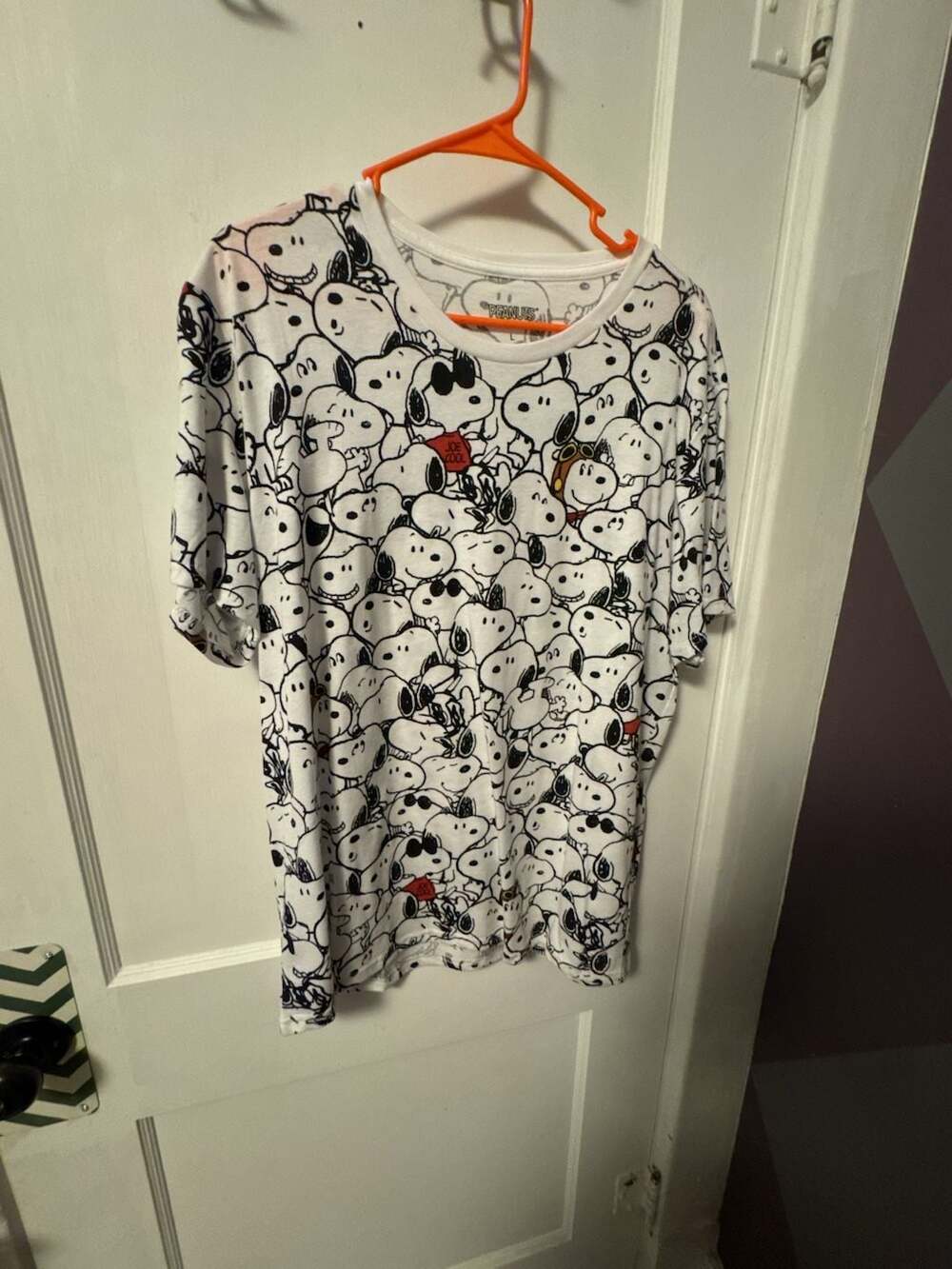 Snoopy Print Peanuts T-Shirt Size Large